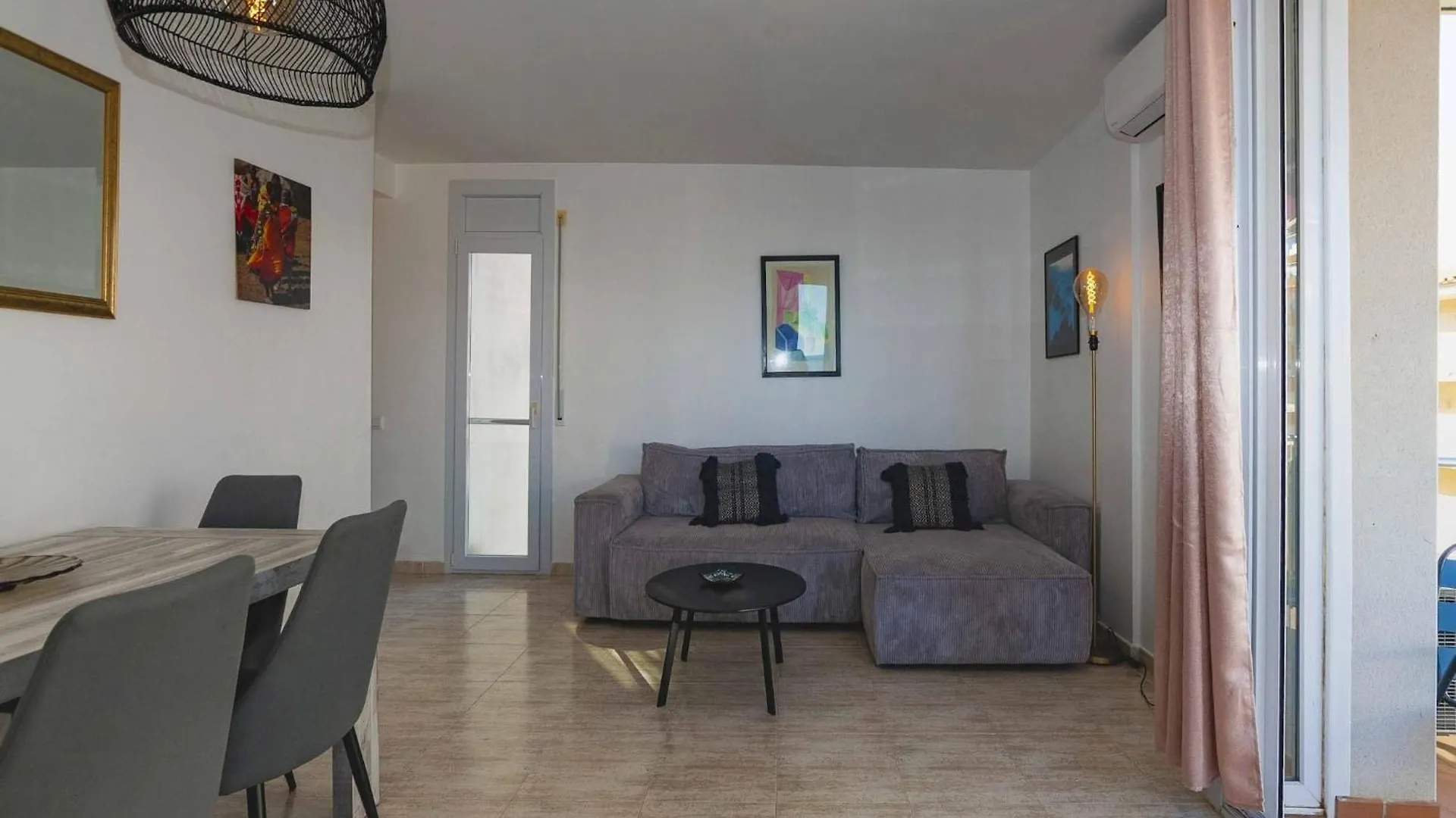 Apartment In Roses Near Sand Beach